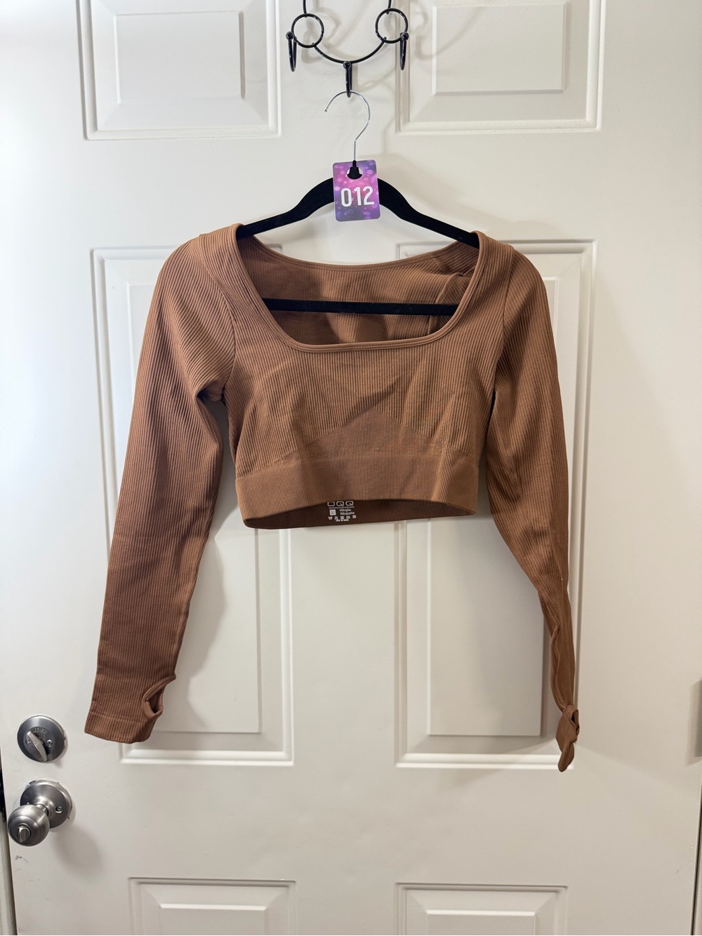 OQQ Ribbed Long Sleeve Crop Top Women’s Large Brown Square Neck Workout 012
